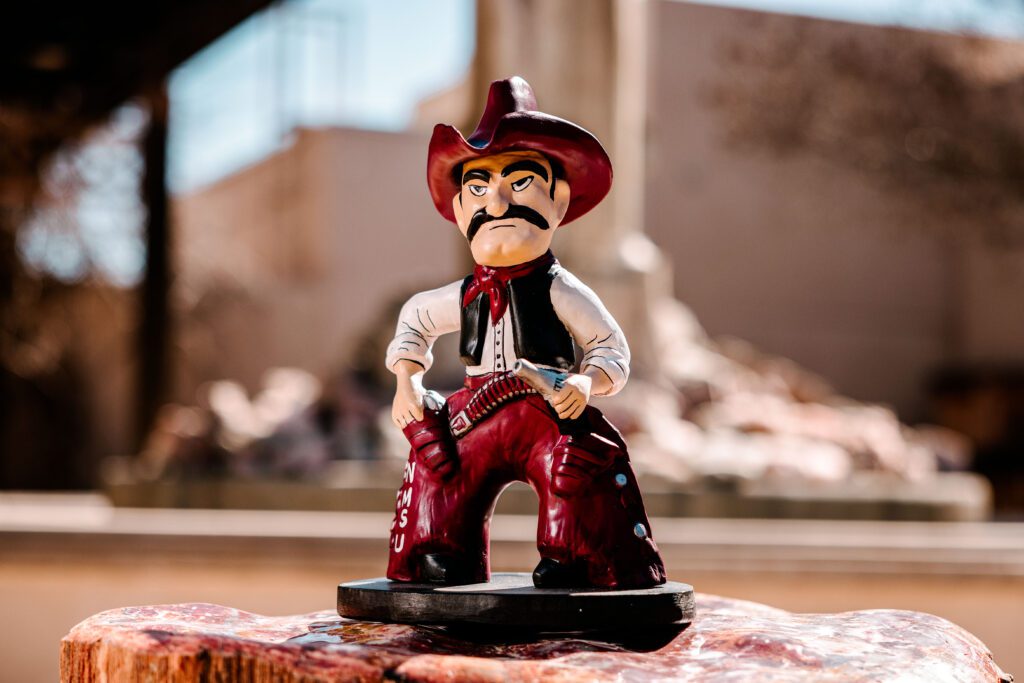 Pistol Pete Figurine